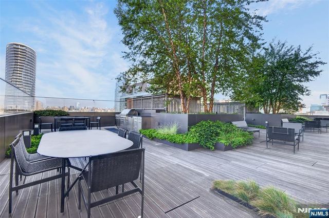 75 Park Lane 2801 - A, Jersey City, NJ 07310