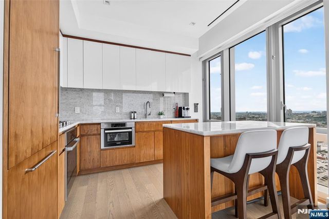 75 Park Lane 2801 - A, Jersey City, NJ 07310
