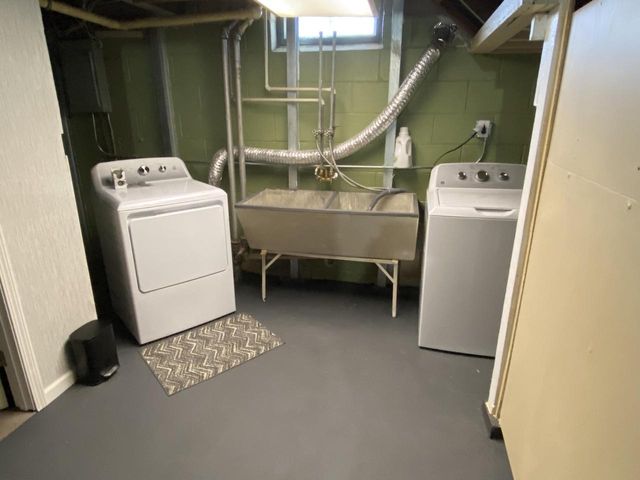 3700 N 99th STREET, Milwaukee, WI 53222