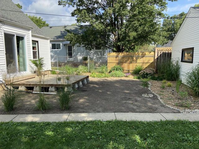 3700 N 99th STREET, Milwaukee, WI 53222
