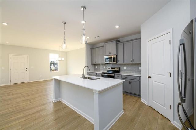 849 York Alley, Acworth, GA 30102