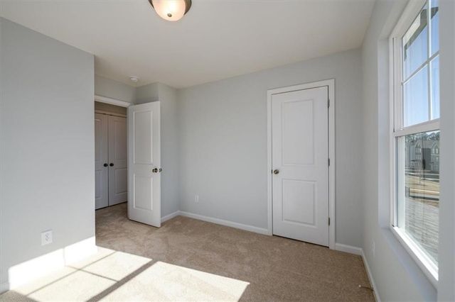 849 York Alley, Acworth, GA 30102