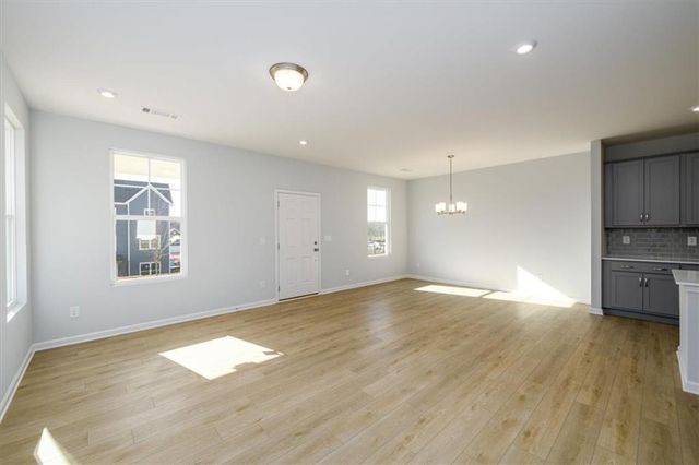 849 York Alley, Acworth, GA 30102