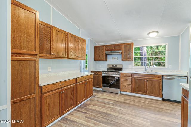 120 Sonya Faye Lane, Beaufort, SC 29906