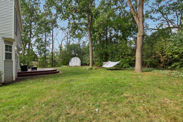 1201 Yosemite Parkway, Algonquin, IL 60102