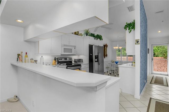 6600 Beach Resort DR 2, Naples, FL 34114