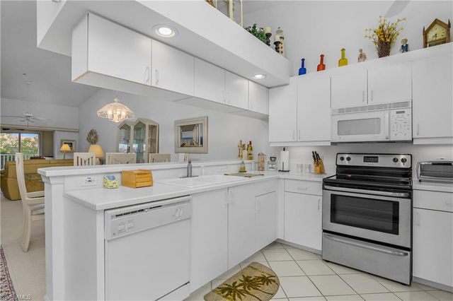 6600 Beach Resort DR 2, Naples, FL 34114