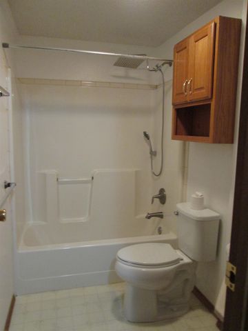 10905 W Stafford St, Wichita, KS 67209