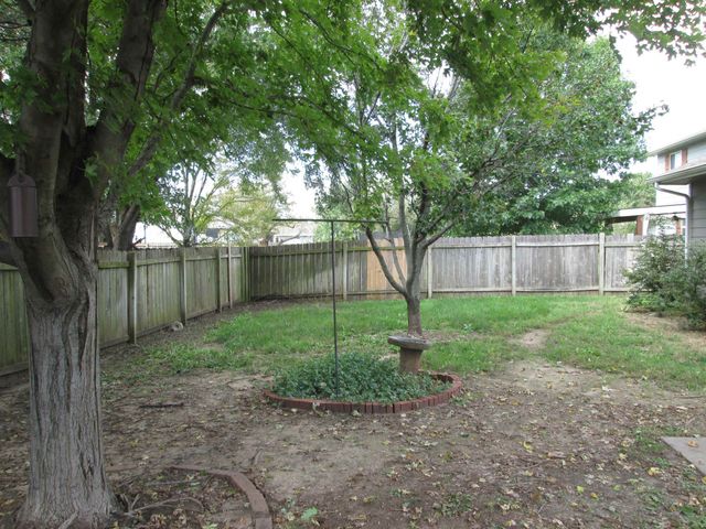 10905 W Stafford St, Wichita, KS 67209