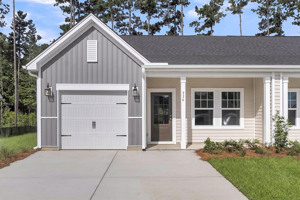 921 Dusk Drive, Summerville, SC 29486
