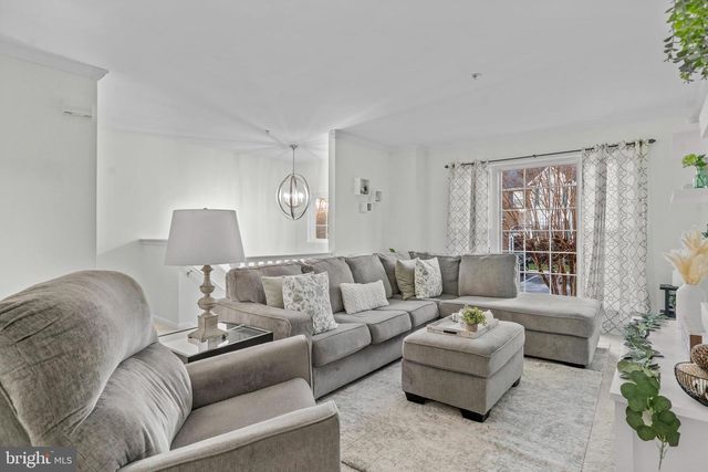 10946 W POINT PL, White Plains, MD 20695