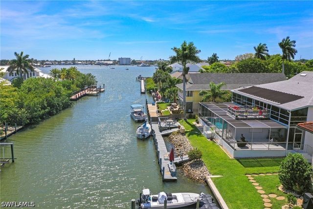 1376 Chesapeake AVE 2, Naples, FL 34102