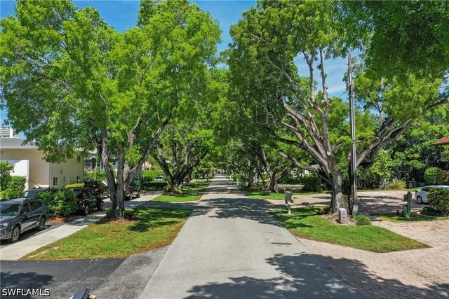 1376 Chesapeake AVE 2, Naples, FL 34102