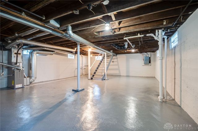 361 Roxbury Road, Dayton, OH 45417