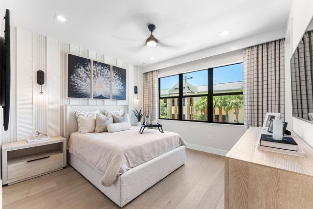 480 42nd Street, West Palm Beach, FL 33407