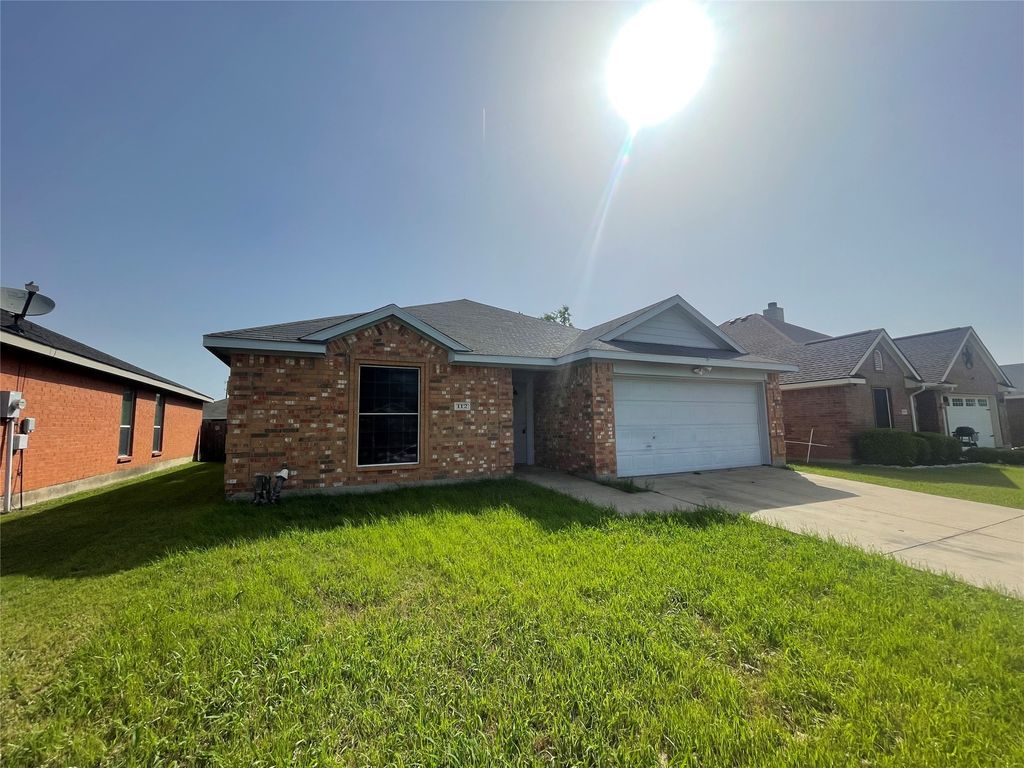 112 Kennedy Drive, Terrell, TX 75160