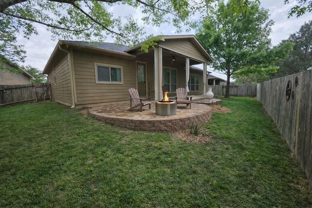 300 Pine Mist Lane, Conroe, TX 77304