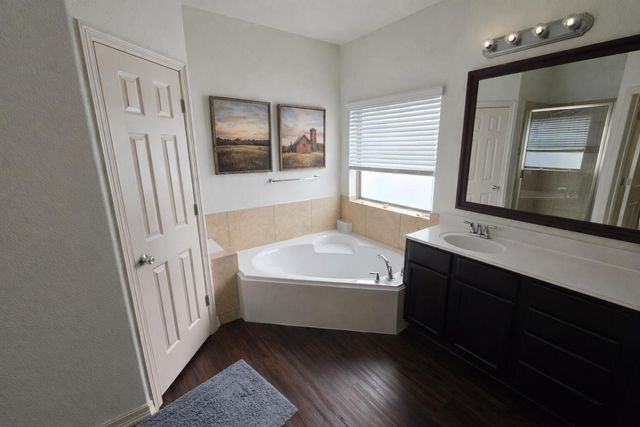 300 Pine Mist Lane, Conroe, TX 77304