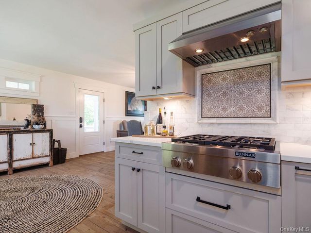 1810 Main Road, Jamesport, NY 11947