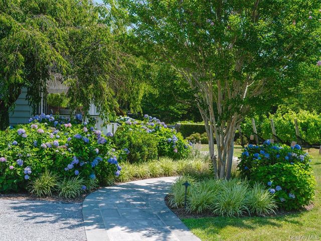 1810 Main Road, Jamesport, NY 11947