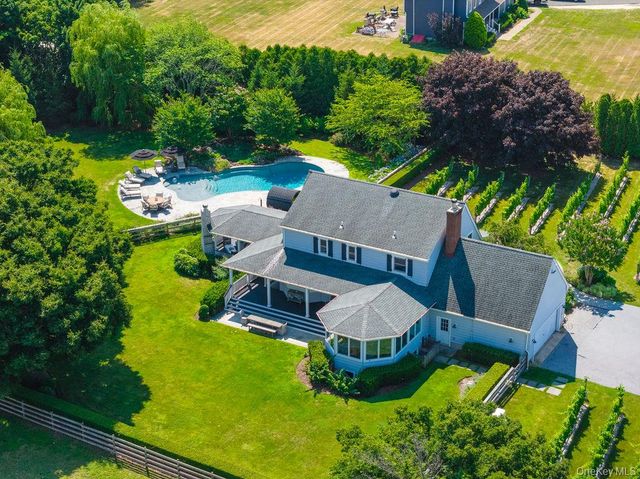 1810 Main Road, Jamesport, NY 11947
