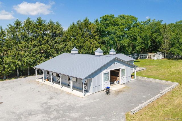 1810 Main Road, Jamesport, NY 11947