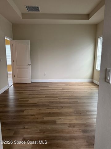 948 Wheatley Street SE, Palm Bay, FL 32909