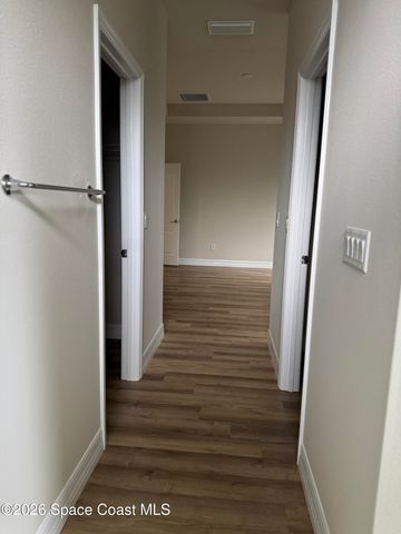 948 Wheatley Street SE, Palm Bay, FL 32909