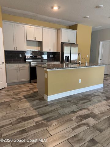 948 Wheatley Street SE, Palm Bay, FL 32909