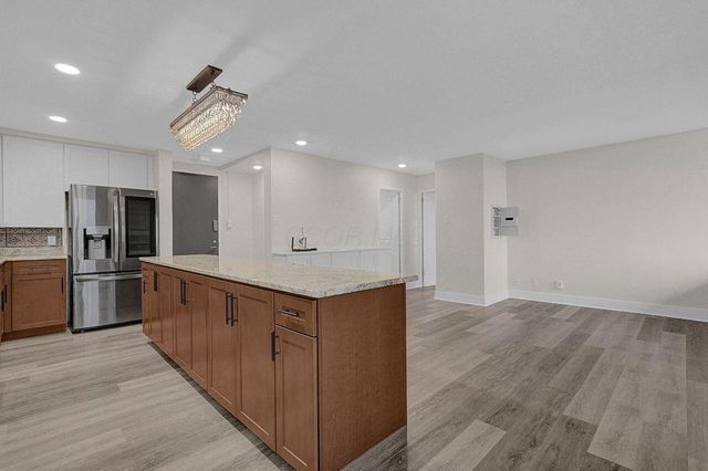 1000 Urlin Avenue, 1822 1822, Columbus, OH 43212