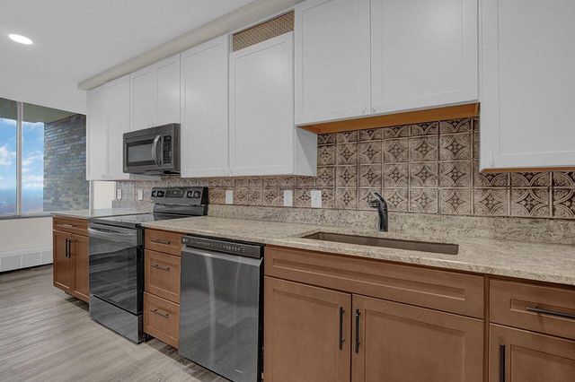 1000 Urlin Avenue, 1822 1822, Columbus, OH 43212