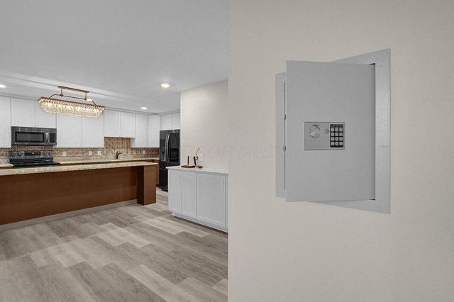 1000 Urlin Avenue, 1822 1822, Columbus, OH 43212