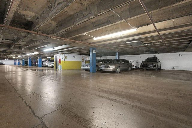 1000 Urlin Avenue, 1822 1822, Columbus, OH 43212