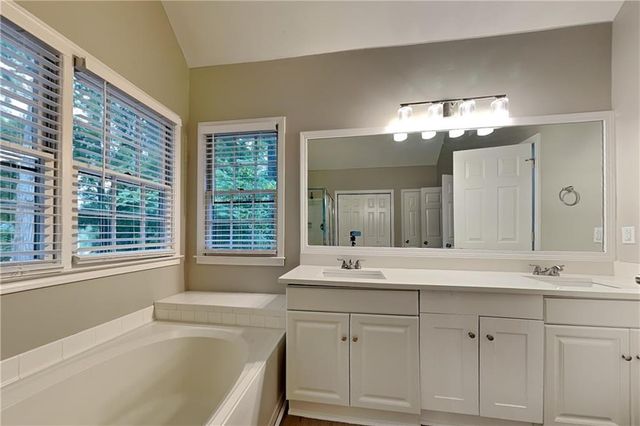 3620 Erdly Lane, Snellville, GA 30039