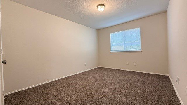 436 Emerald Creek Drive, Fort Worth, TX 76131