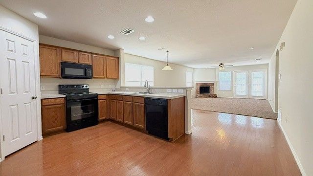 436 Emerald Creek Drive, Fort Worth, TX 76131