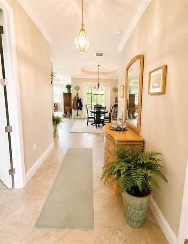 367 SW Vista Lake Drive, Port St. Lucie, FL 34953