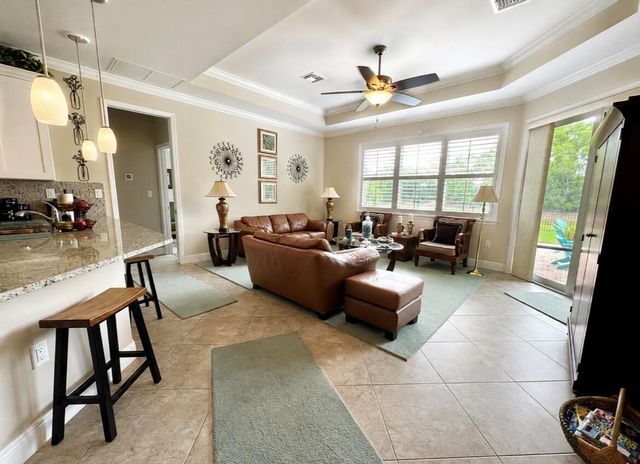 367 SW Vista Lake Drive, Port St. Lucie, FL 34953