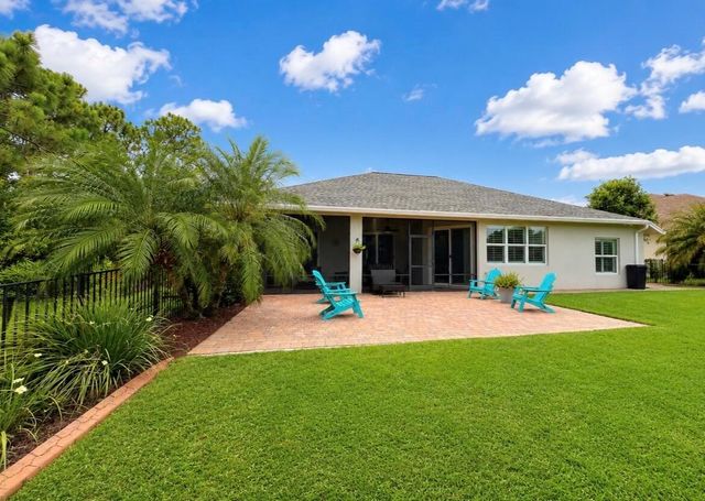 367 SW Vista Lake Drive, Port St. Lucie, FL 34953