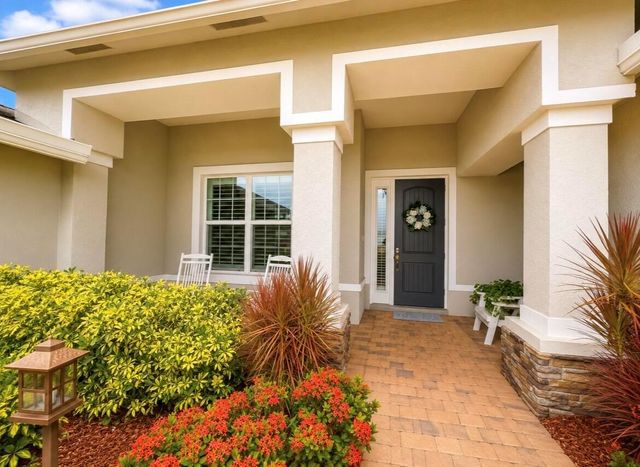 367 SW Vista Lake Drive, Port St. Lucie, FL 34953