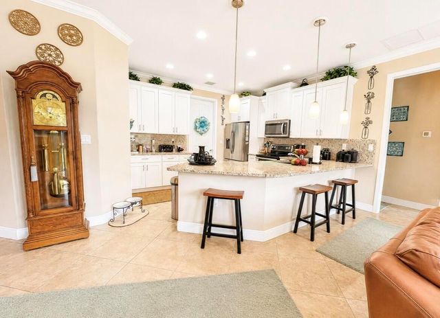 367 SW Vista Lake Drive, Port St. Lucie, FL 34953