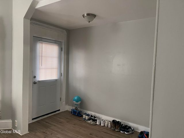 458 Hulett Street, Schenectady, NY 12307