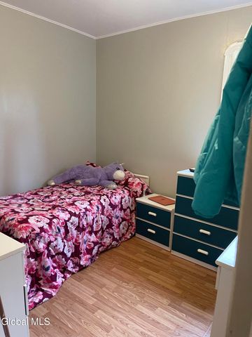 458 Hulett Street, Schenectady, NY 12307