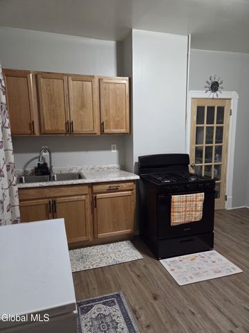 458 Hulett Street, Schenectady, NY 12307