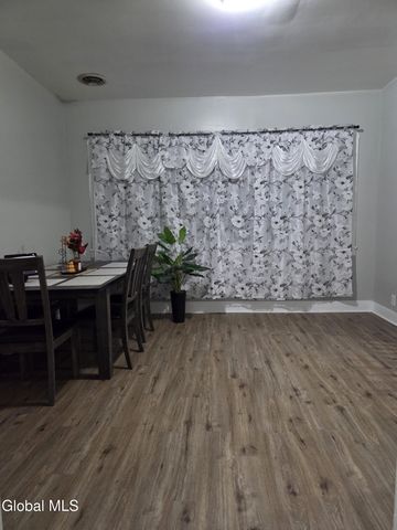 458 Hulett Street, Schenectady, NY 12307