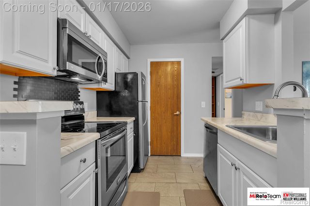 411 Spring Brooke Drive, Brighton, MI 48116