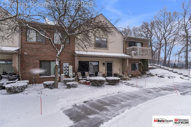 411 Spring Brooke Drive, Brighton, MI 48116