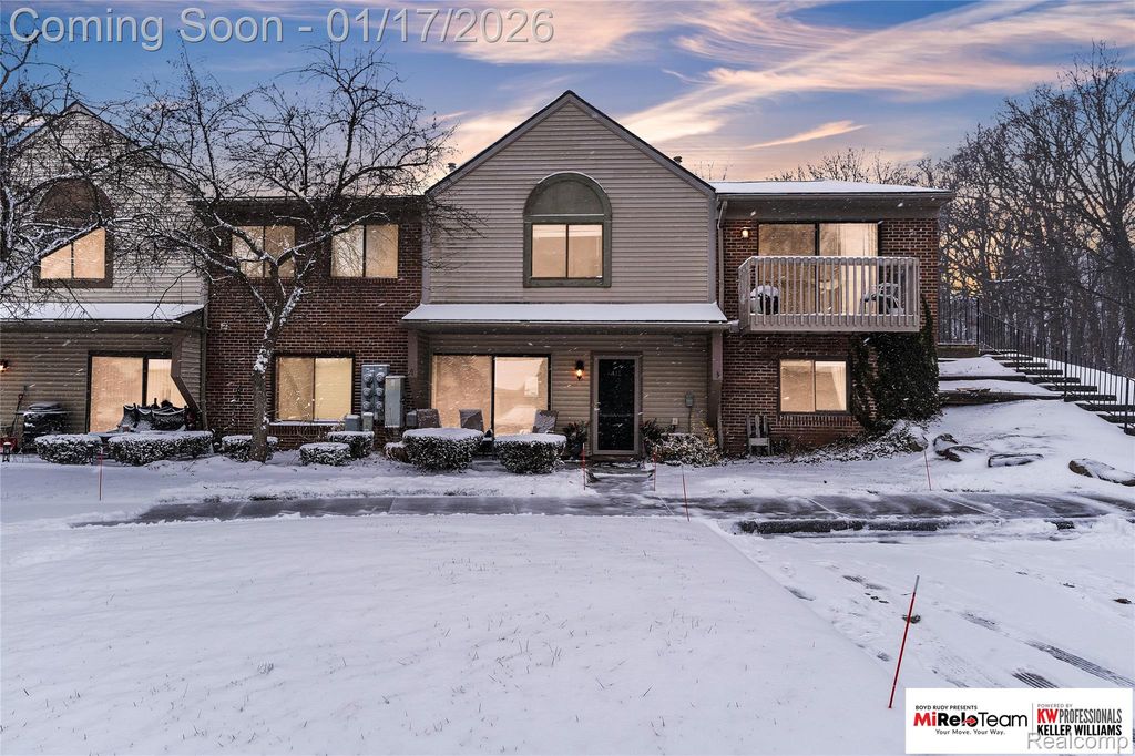 411 Spring Brooke Drive, Brighton, MI 48116