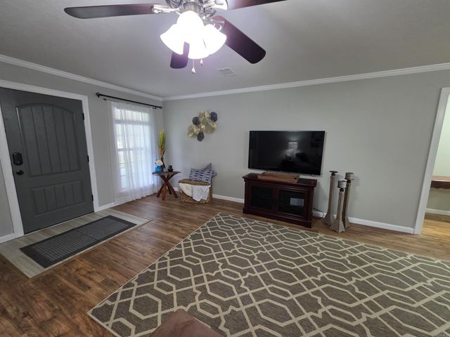 241 Cole Mountain Road, Springfield, AR 72157