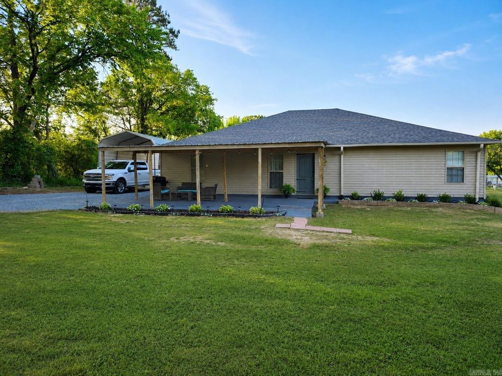 241 Cole Mountain Road, Springfield, AR 72157